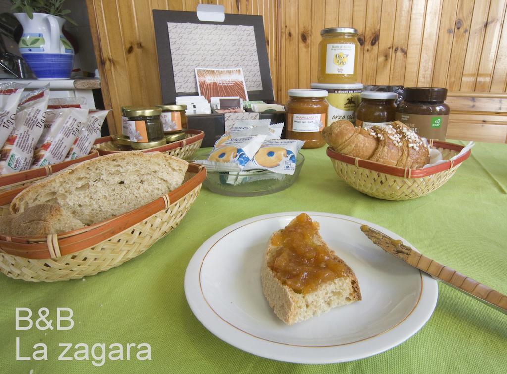 Bed and Breakfast La Zagara Furci Siculo Esterno foto