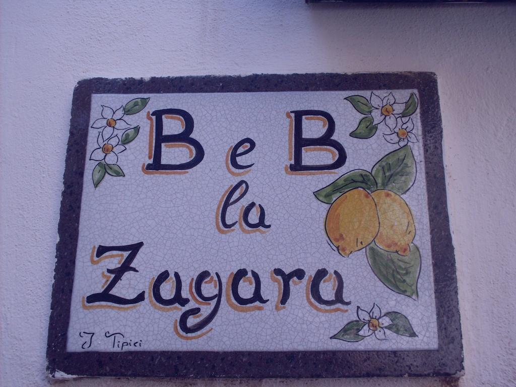 Bed and Breakfast La Zagara Furci Siculo Esterno foto