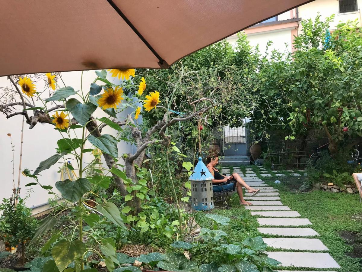 Bed and Breakfast La Zagara Furci Siculo Esterno foto