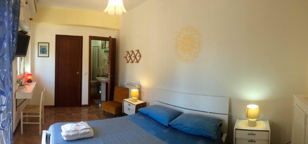 Bed and Breakfast La Zagara Furci Siculo Esterno foto
